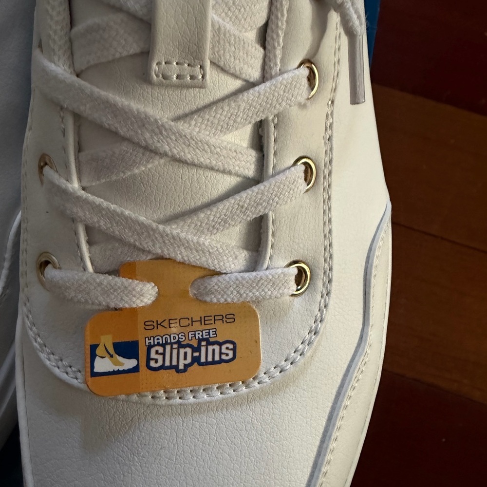 New BOBS Skechers Hands Free White Sneakers Sz 10 $70 - Picture 8 of 8